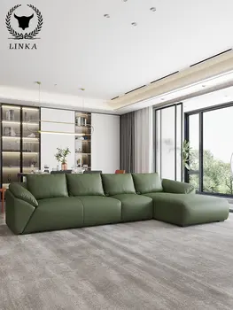 Минималистичная гостиная, современная простота, роскошный уголок в скандинавском итальянском стиле, креативное сочетание кожаных диванов на втором этаже.